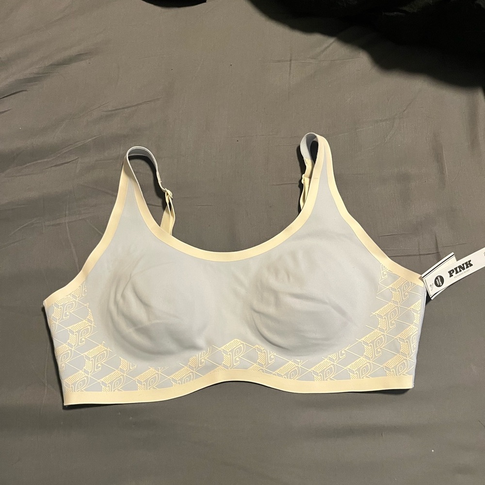NWT PINK Sports Bra